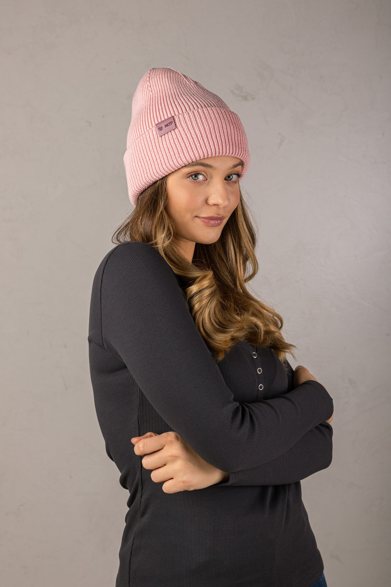 Czapka Cosy Days Różowa 100% Merino Extra Fine