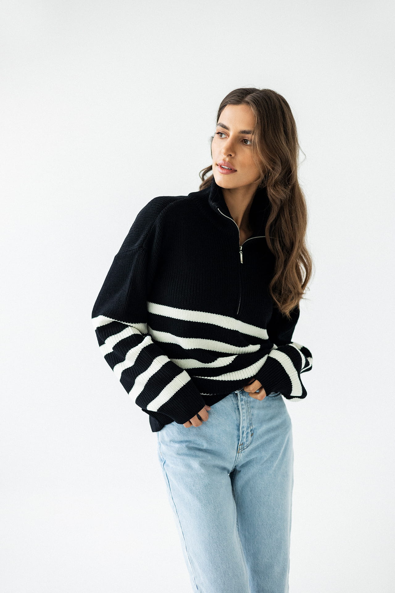 Sweter Apres Ski Czarny w Białe Paski 100% Wełna Merino