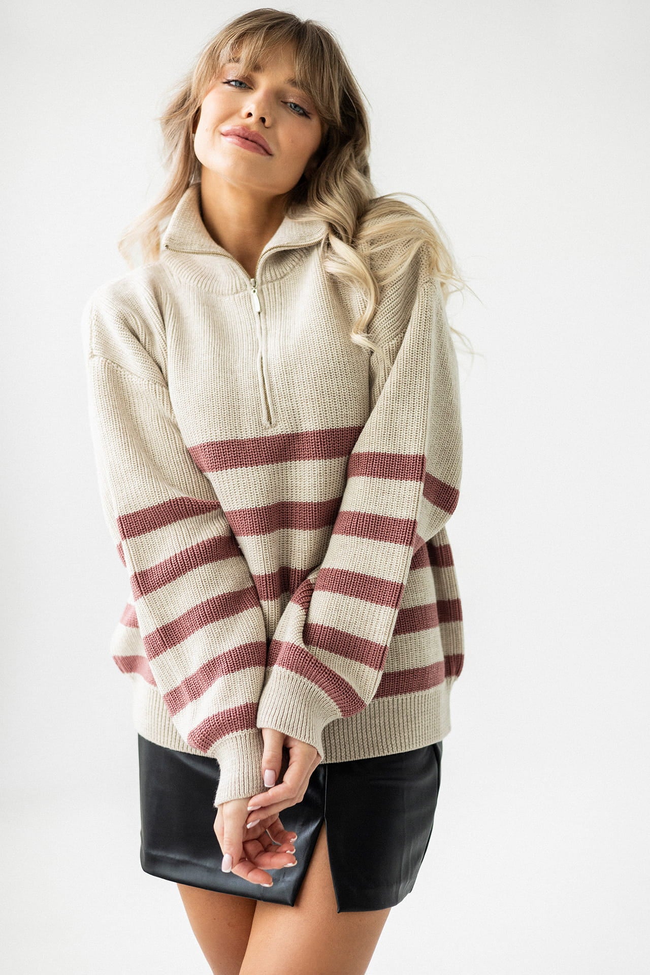 Sweter Apres Ski Beżowy w Różowe Paski 100% Wełna Merino