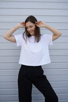 T-shirt Crop-Voilà Biały Białe Stokrotki