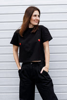 T-shirt Crop-Voilà Czarny Truskawki