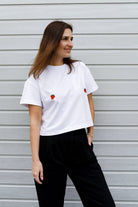 T-shirt Crop-Voilà Biały Truskawki