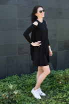 Sukienka Z Rozcięciami Na Ramionach City Girl Czarna