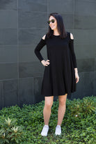 Sukienka Z Rozcięciami Na Ramionach City Girl Czarna