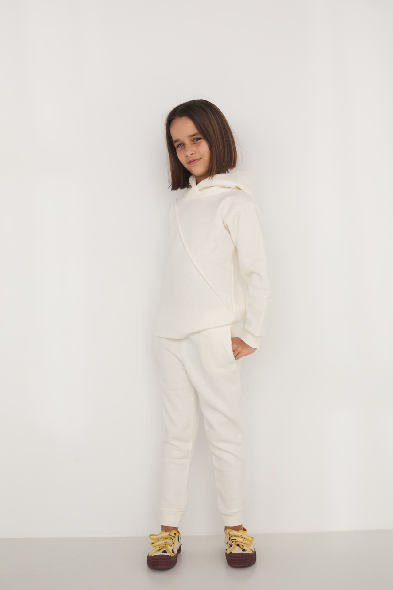 Bluza After Hours Kids Biała