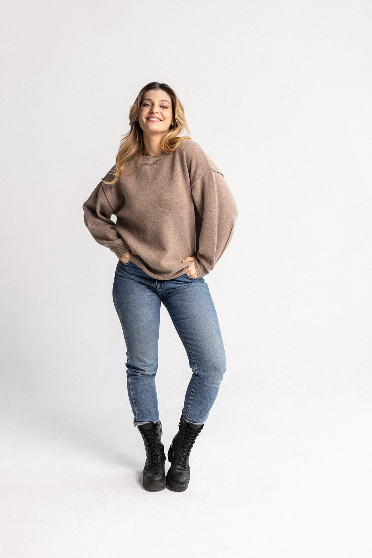 Sweter Cashmere Hug Ciemny Beż