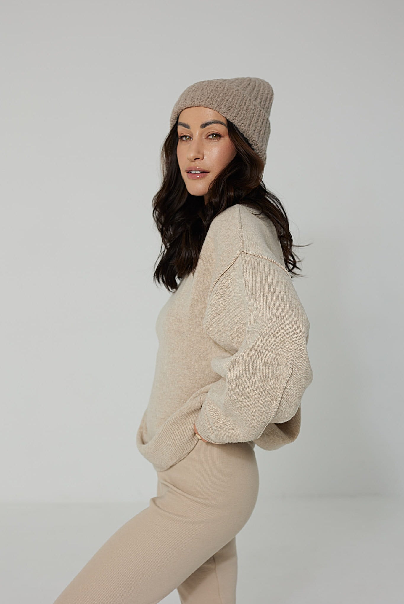 Sweter Cashmere Hug Piaskowy