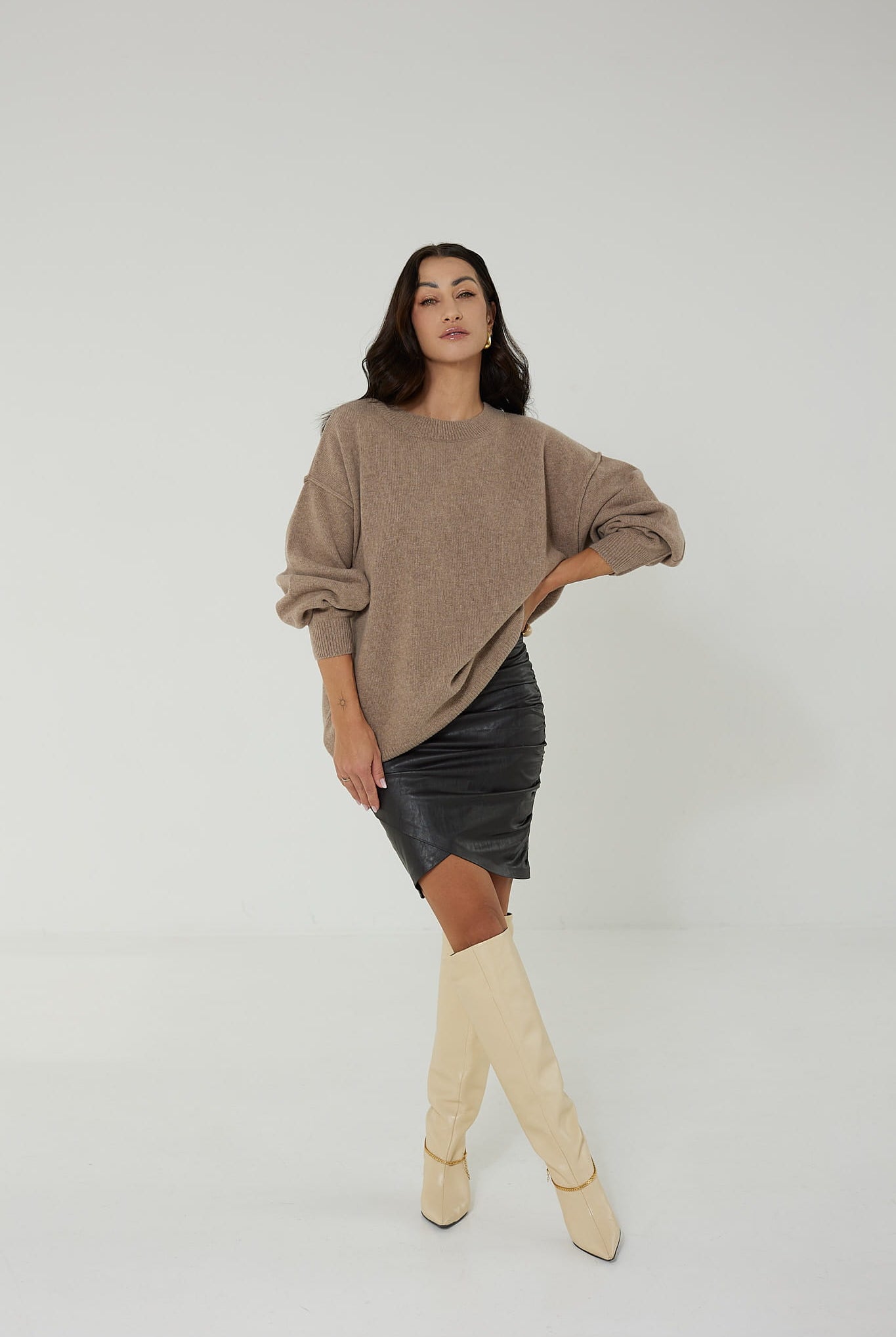 Sweter Cashmere Hug Ciemny Beż