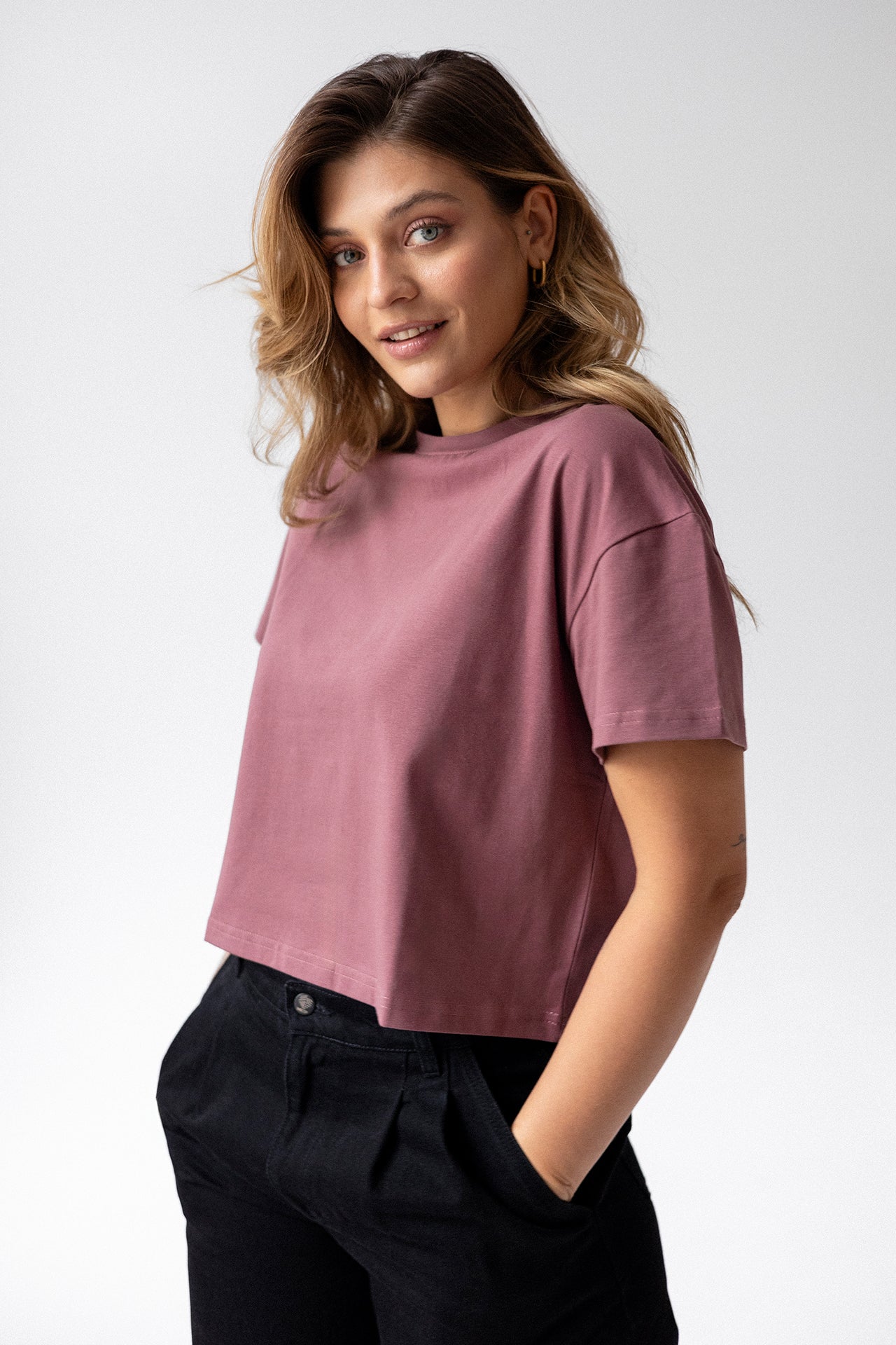 Crop-Voilà Rose Brown T-shirt – MKTP